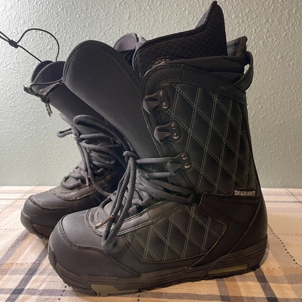 Burton Shaun White Snowboard Boots Men’s US 7.5 Black Winter Riding Boots